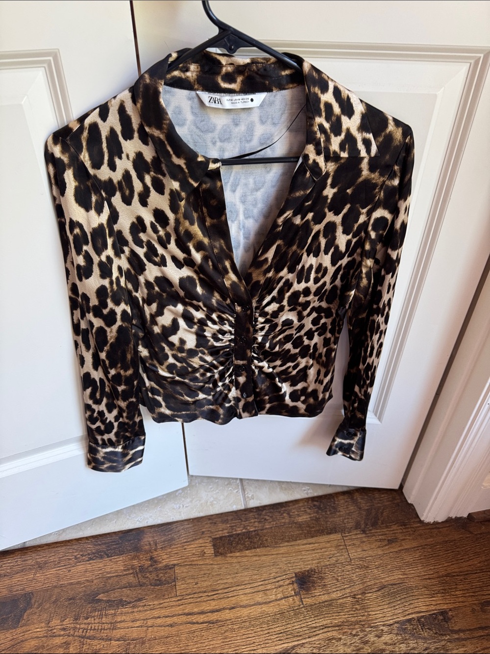 ZARA Brown Leopard Print Ruched V-Neck Long Sleeve Top
